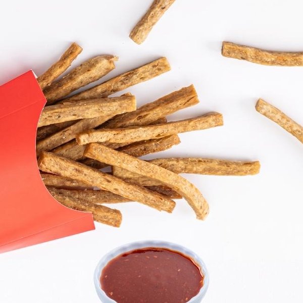 Kejap Lekor Fries with dipping sauce
